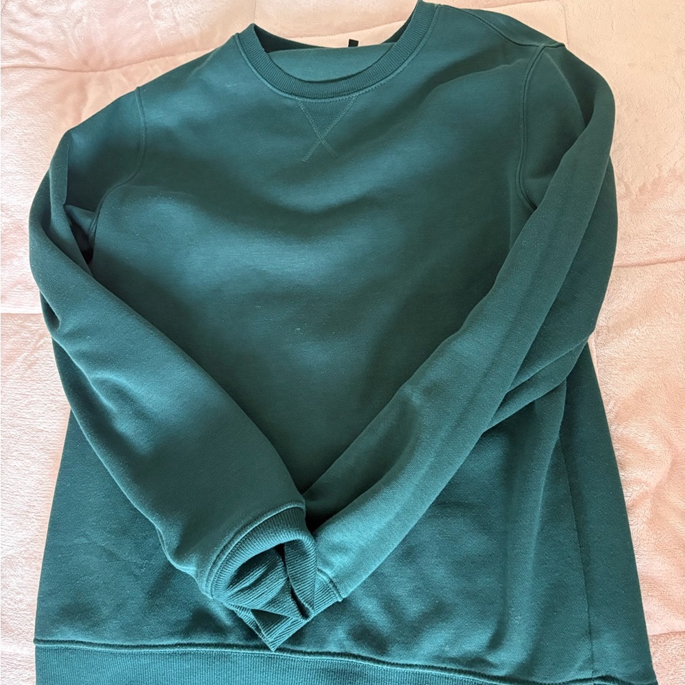 George Green Crewneck Sweater Soft Cotton Blend